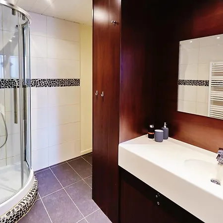 Cozy And Stylish With A-c In Center! Apartamento Estrasburgo